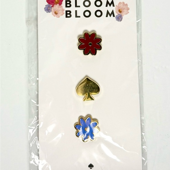 Kate Spade Set of 3 Bloom Bloom Lapel Pins Gold Spade Pink and Blue Flowers NWT - Picture 3 of 3